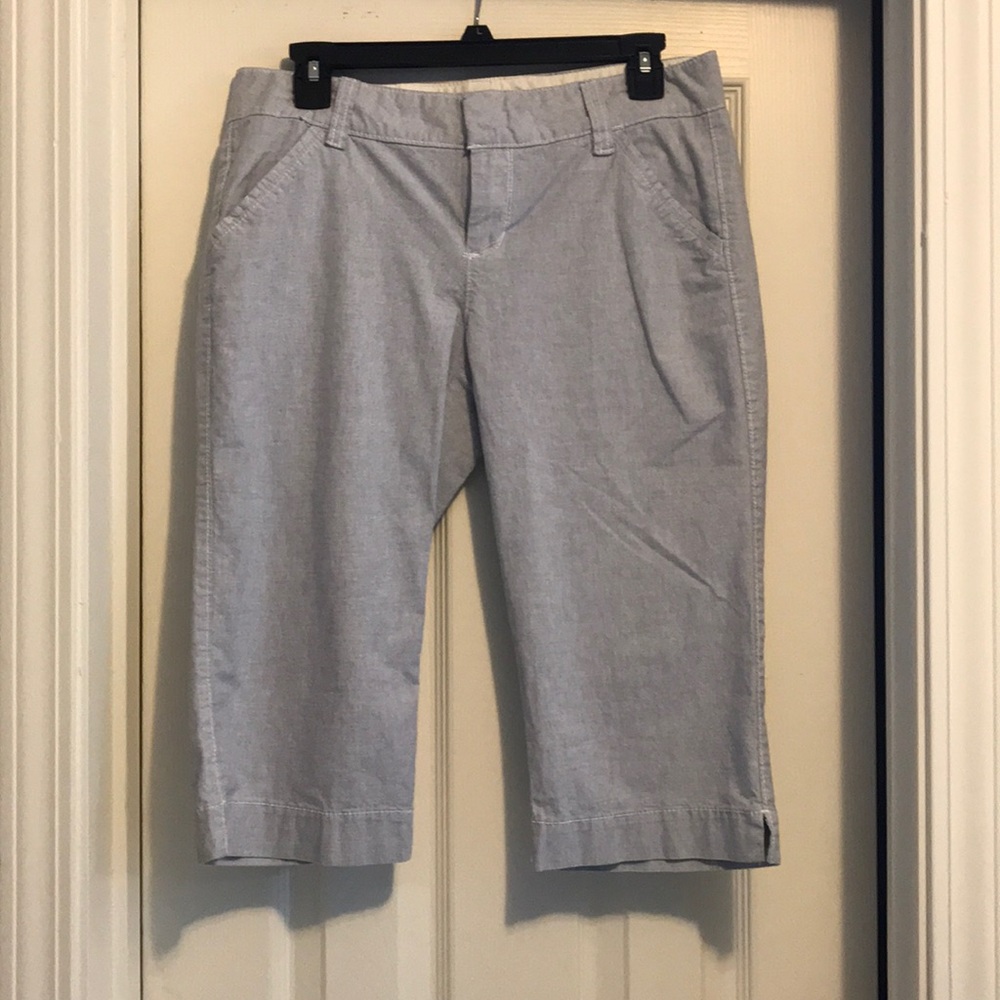 Women’s Old Navy Capri Bermuda Shorts